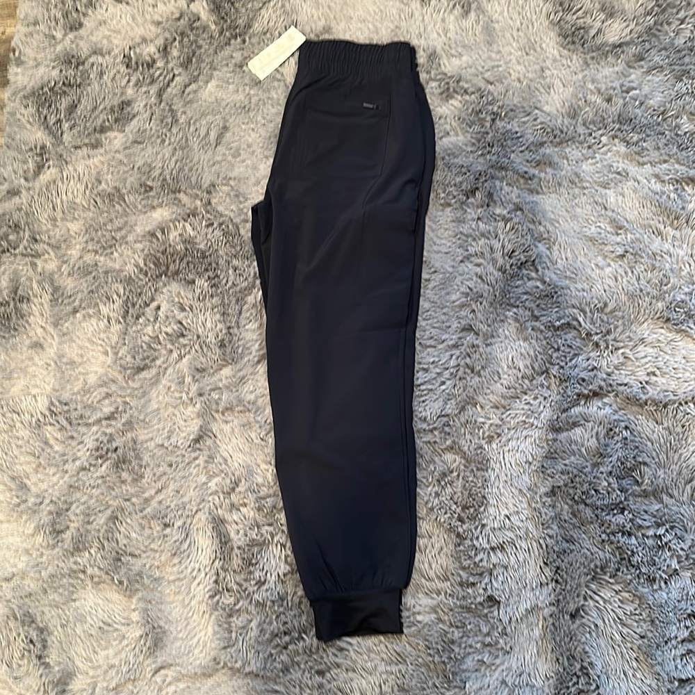 Chicos Zenergy woven jogger, pant, classic navy